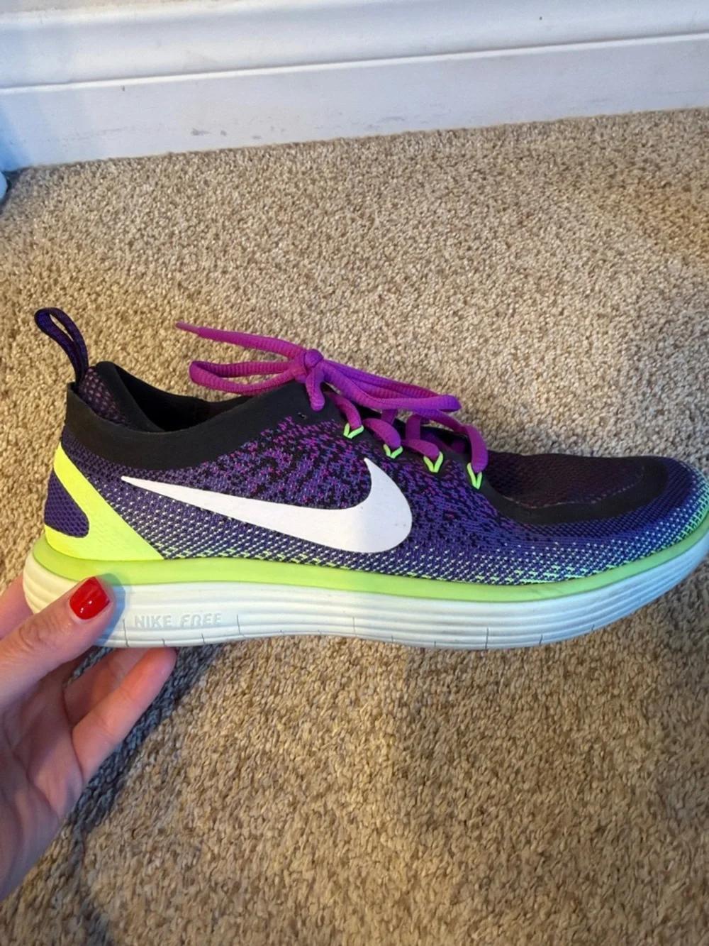 Nike FREE Running Sneaker, 8